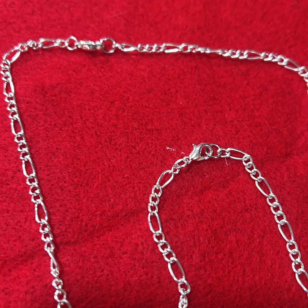 Jewelry - Picture 4 of 4